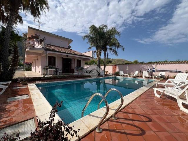 Villa in vendita a Castellammare del Golfo TP