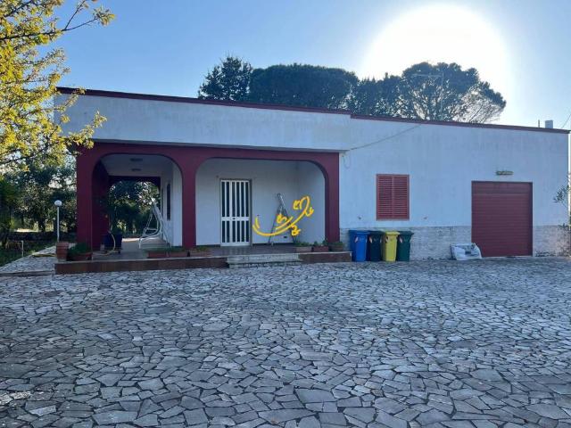 Villa in vendita a Castellana Grotte BA
