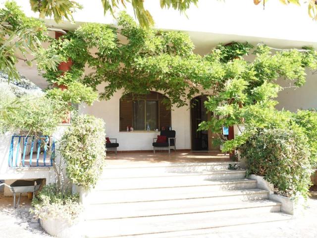 Villa in vendita a Castellana Grotte BA