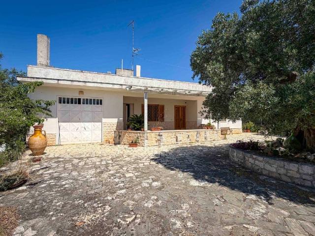 Villa in vendita a Castellana Grotte BA
