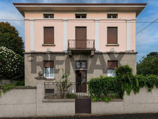 Villa in vendita a Castellanza