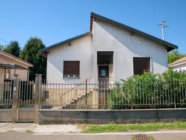 Villa in vendita a Castellanza VA