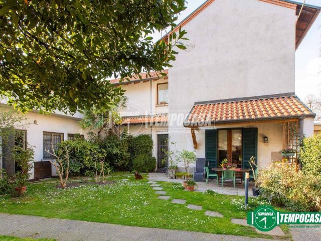 Villa in vendita a Castellanza VA