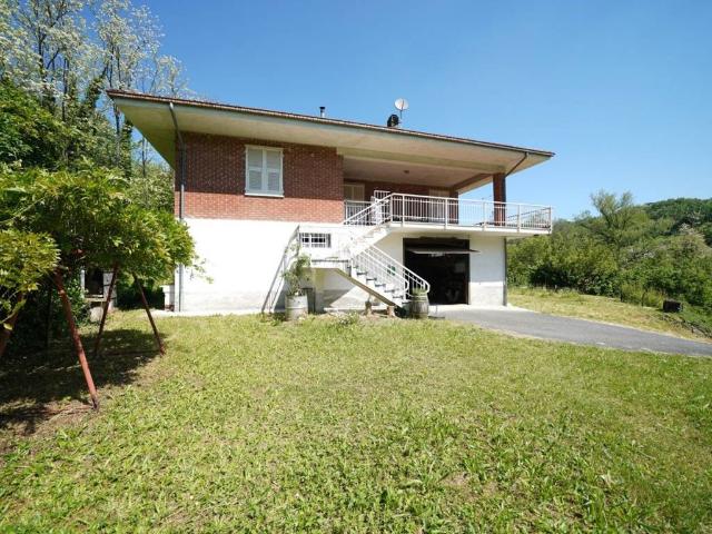 Villa in vendita a Castelletto d'Orba AL
