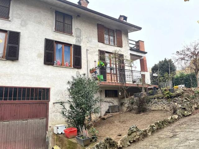 Villa in vendita a Castelletto d'Orba AL