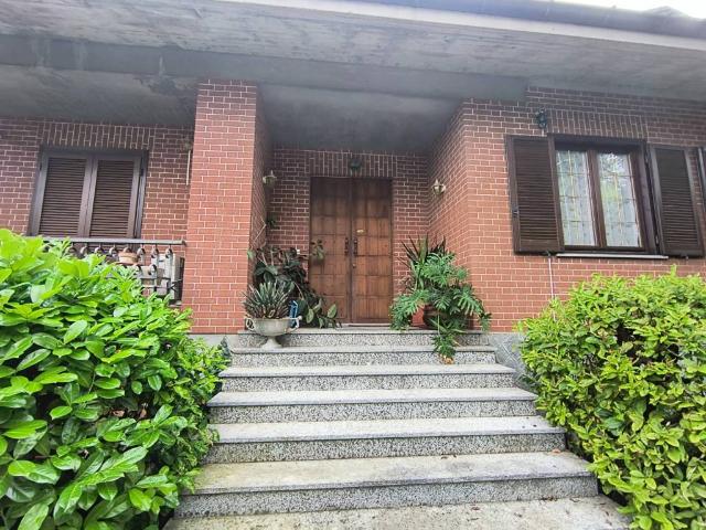 Villa in vendita a Castelletto Monferrato AL