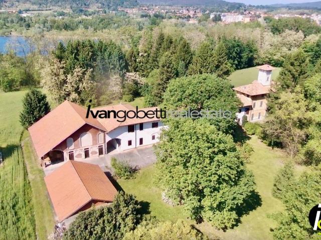 Villa in vendita a Castelletto Sopra Ticino NO