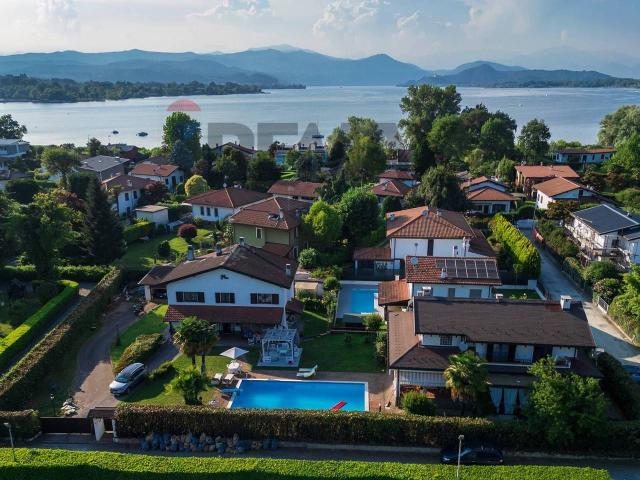 Villa in vendita a Castelletto Sopra Ticino