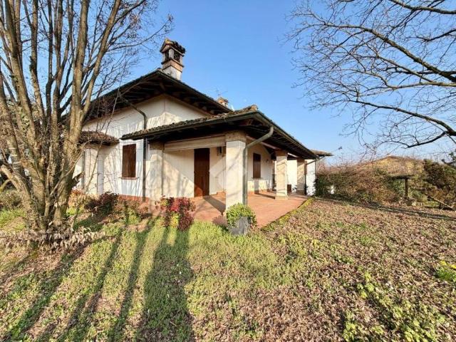 Villa in vendita a Castelleone CR