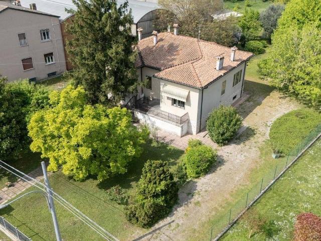 Villa in vendita a Castellucchio MN