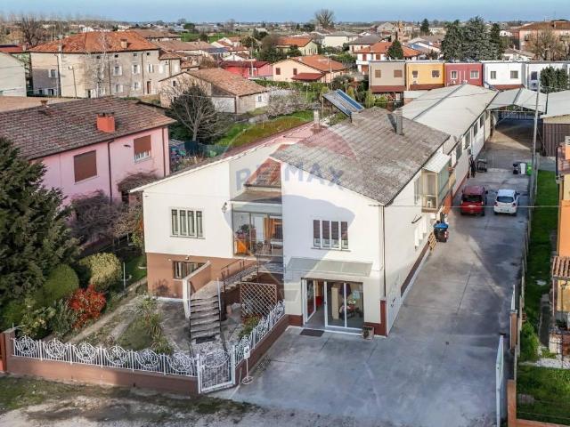 Villa in vendita a Castelmassa