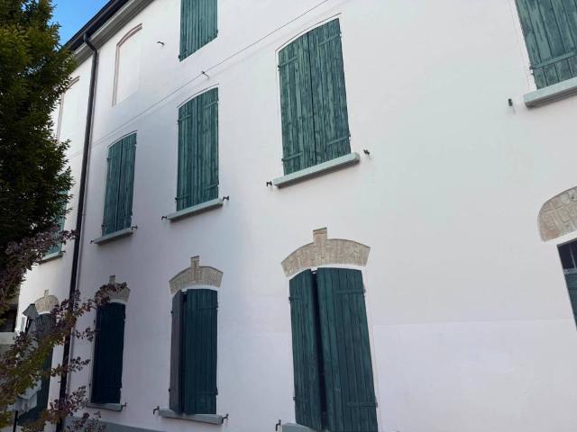 Villa in vendita a Castelnovo di Sotto RE