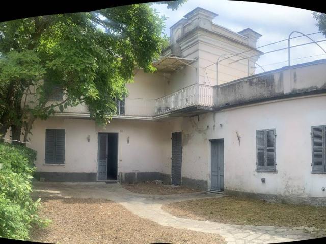 Villa in vendita a Castelnuovo Bormida AL