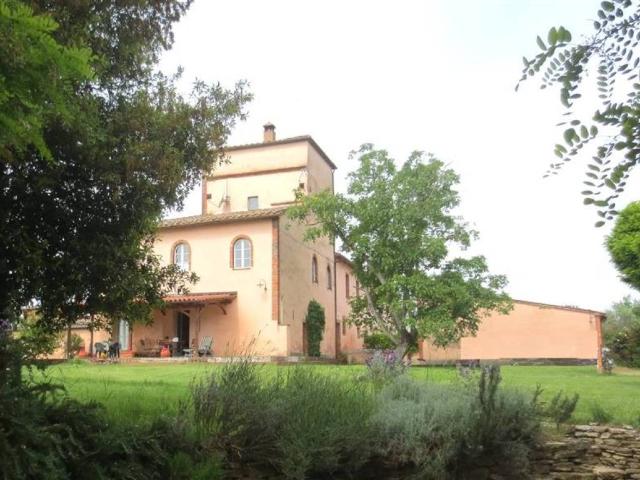 Villa in vendita a Castelnuovo Berardenga SI