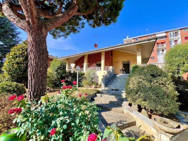 Villa in vendita a Castelnuovo Don Bosco AT