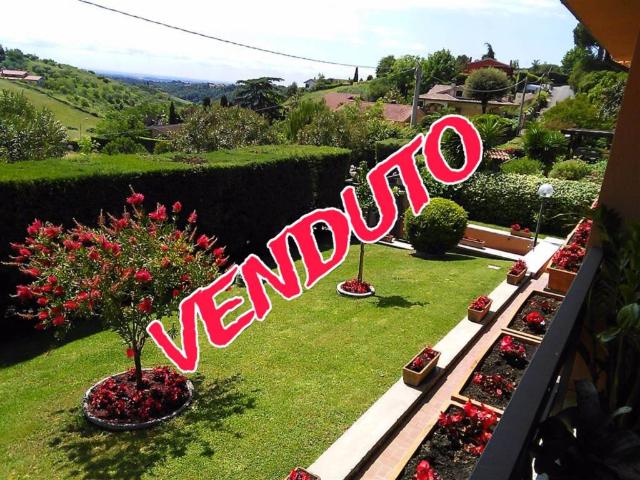 Villa in vendita a Castelnuovo di Porto RM