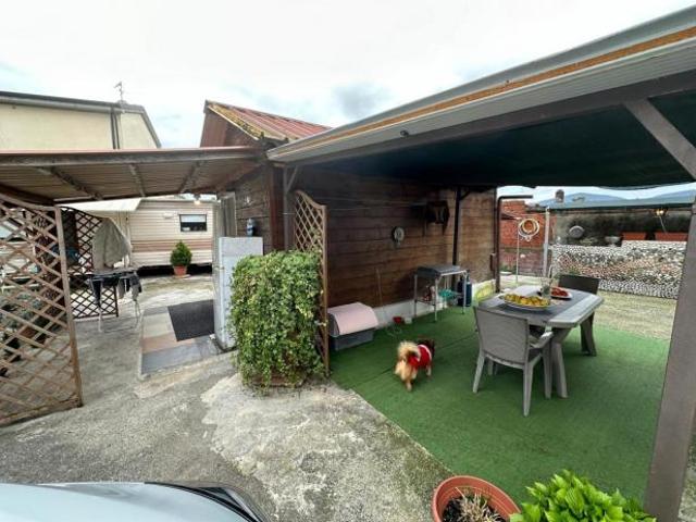 Villa in vendita a Castelnuovo Magra