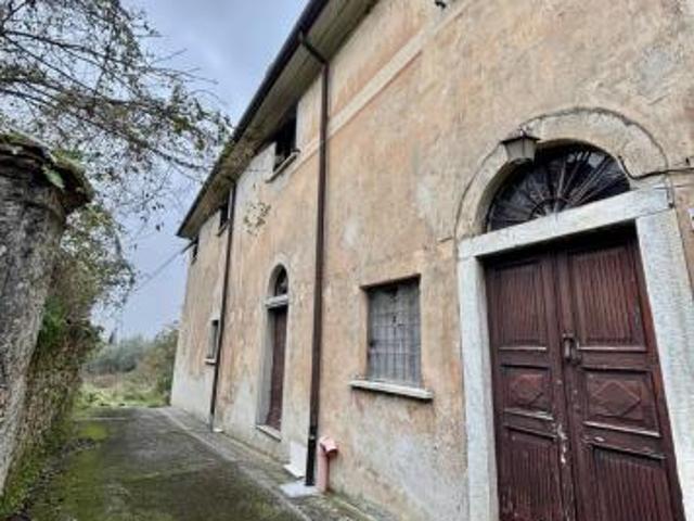 Villa in vendita a Castelnuovo Magra