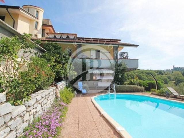 Villa in vendita a Castelnuovo Magra