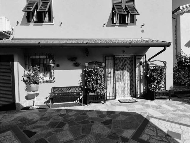 Villa in vendita a Castelnuovo Magra SP