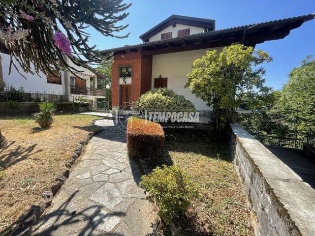 Villa in vendita a Castelnuovo Nigra TO