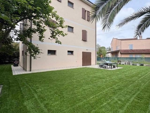 Villa in vendita a Castelnuovo Rangone MO