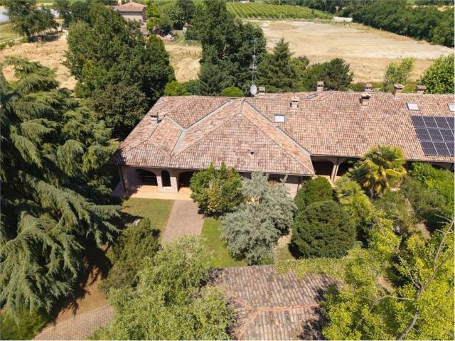 Villa in vendita a Castelnuovo Rangone MO