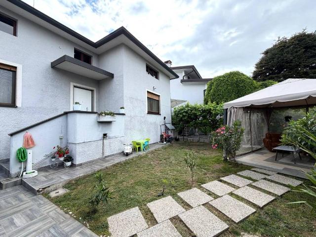 Villa in vendita a Castelvetro Piacentino PC