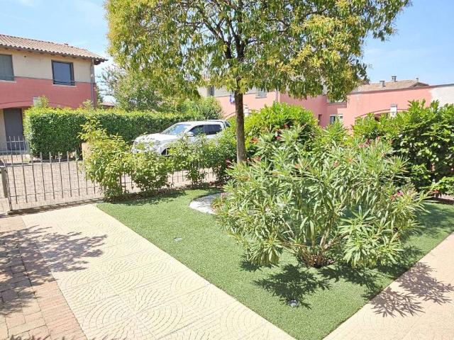 Villa in vendita a Castelvetro Piacentino PC