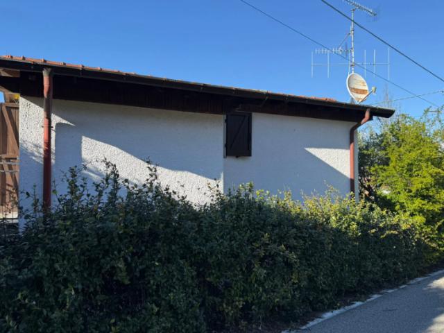 Villa in vendita a Castelveccana