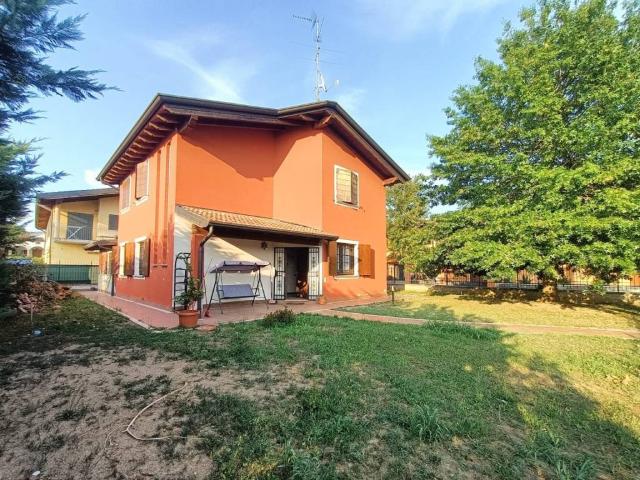 Villa in vendita a Castelverde CR