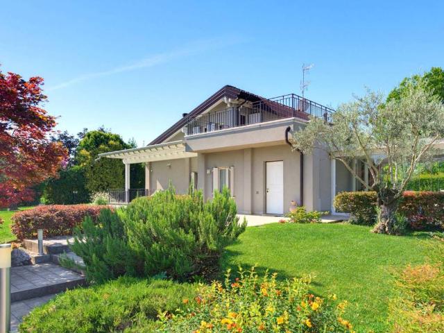Villa in vendita a Castenedolo BS