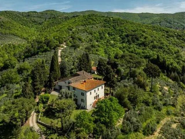 Villa in vendita a Castiglion Fiorentino AR