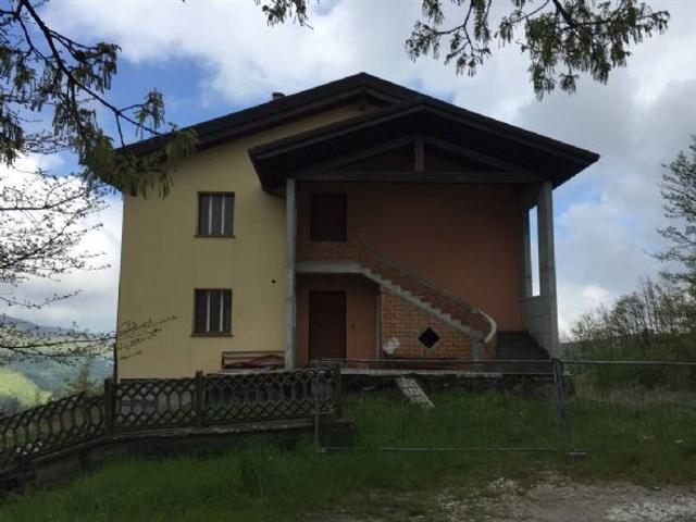 Villa in Vendita a Castiglione dei Pepoli