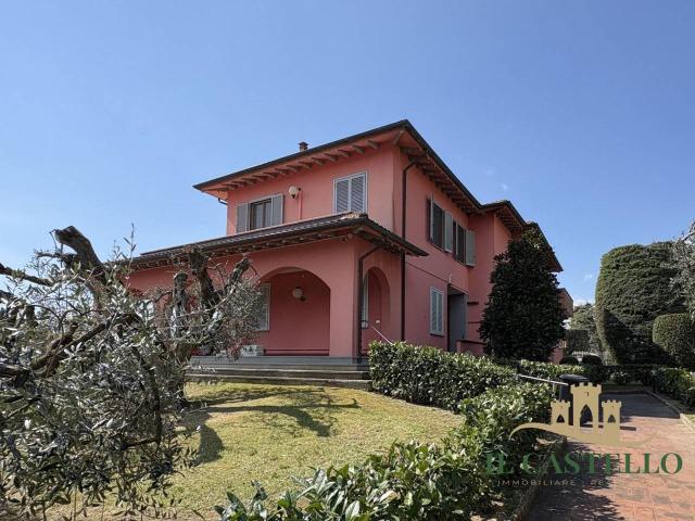 Villa in vendita a Castiglione Del Lago