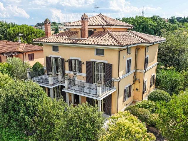 Villa in vendita a Castiglione Del Lago