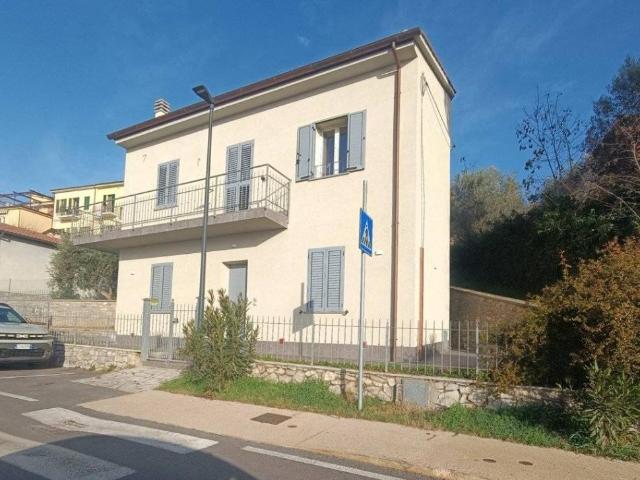 Villa in vendita a Castiglione Del Lago