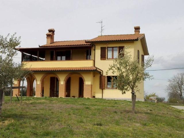Villa in vendita a Castiglione del Lago PG