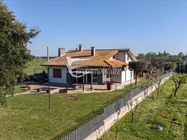 Villa in vendita a Castiglione del Lago PG