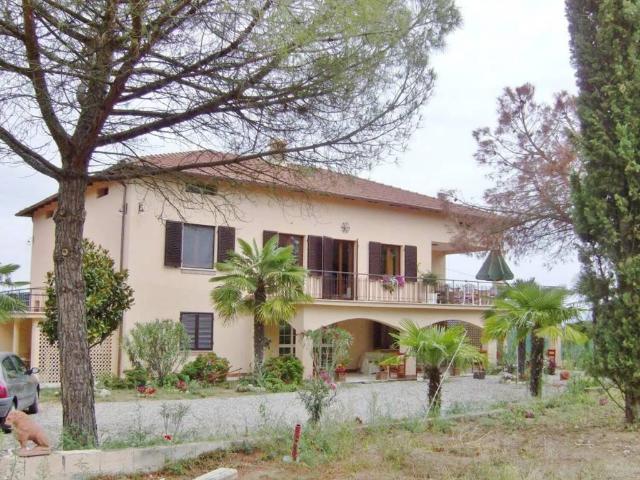 Villa in vendita a Castiglione del Lago PG