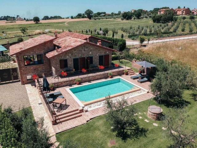 Villa in vendita a Castiglione del Lago PG