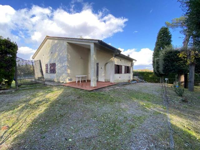 Villa in vendita a Castiglione del Lago PG