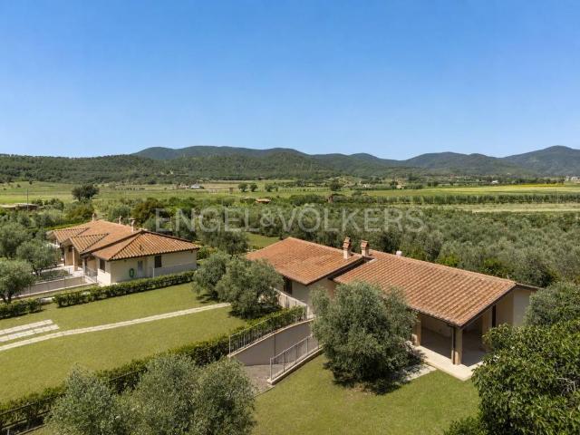 Villa in vendita a Castiglione della Pescaia GR