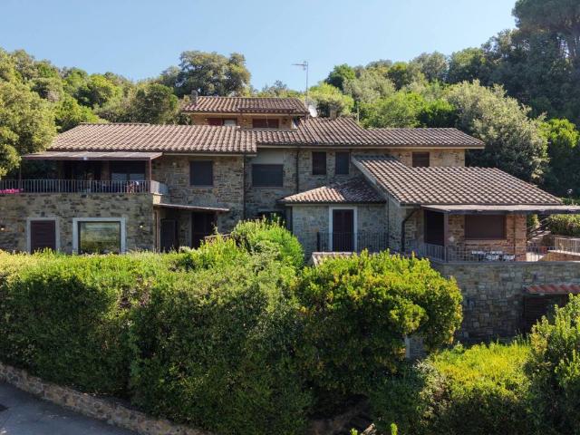 Villa in vendita a Castiglione della Pescaia GR