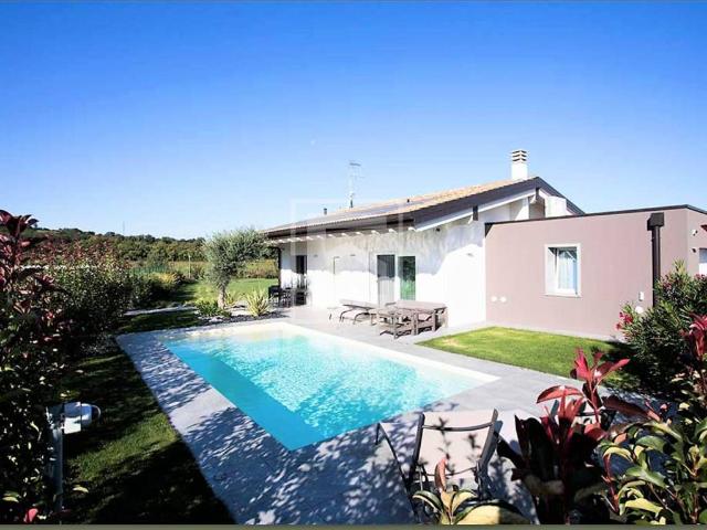 Villa in vendita a Castiglione delle Stiviere MN