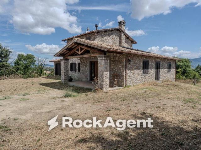 Villa in vendita a Castiglione in Teverina VT