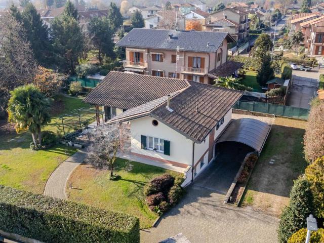 Villa in vendita a Castiglione Olona VA