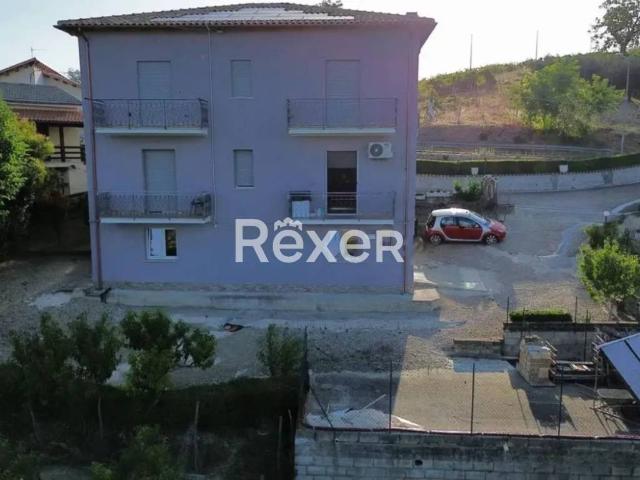 Villa in vendita a Castilenti TE