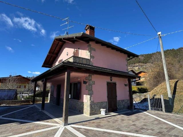Villa in vendita a Castione della Presolana BG