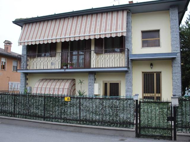 Villa in vendita a Castiraga Vidardo LO